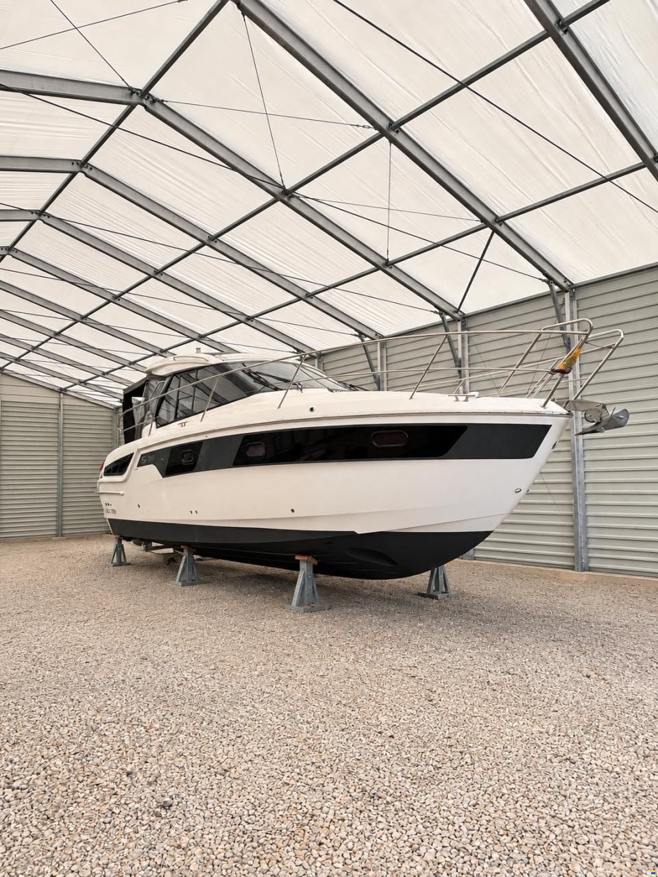 Bavaria S 33 HT