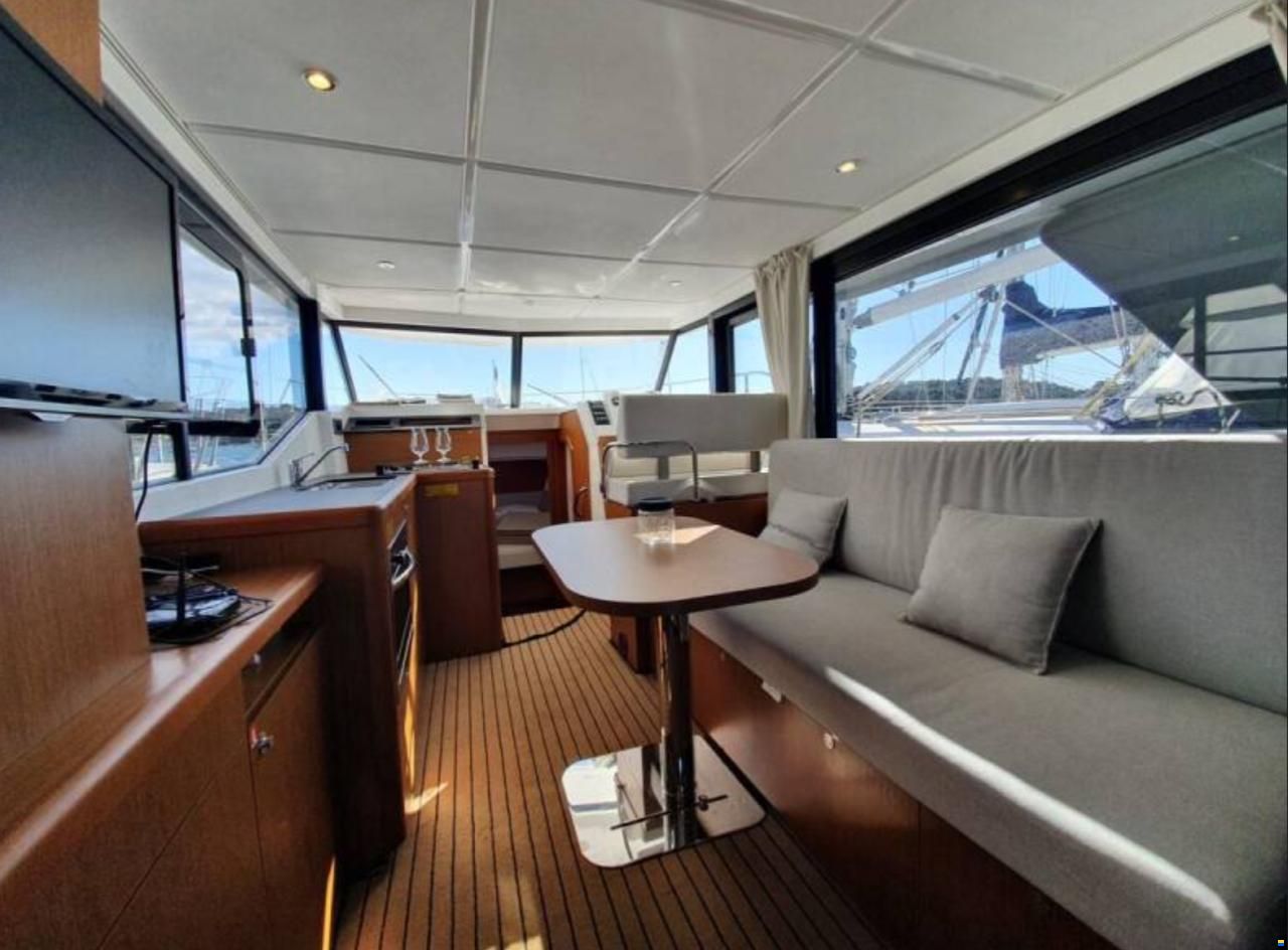 Beneteau Swift Trawler 30