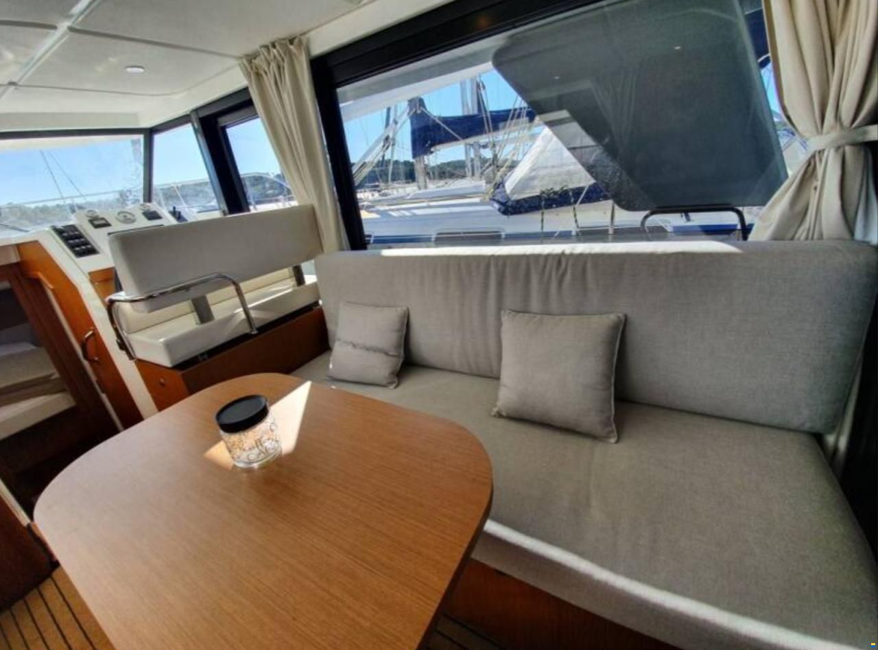 Beneteau Swift Trawler 30