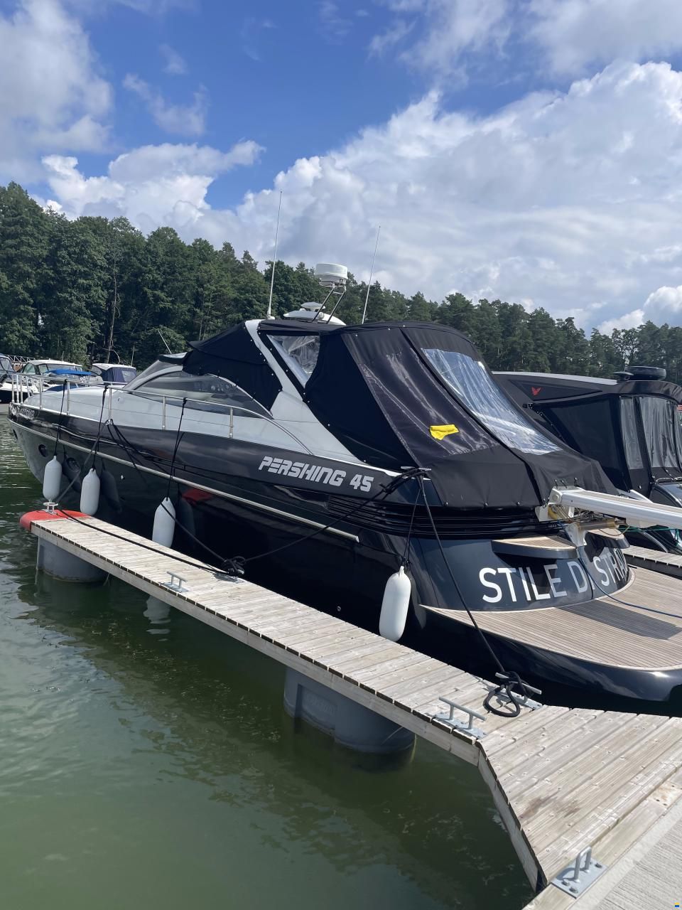 Pershing 45