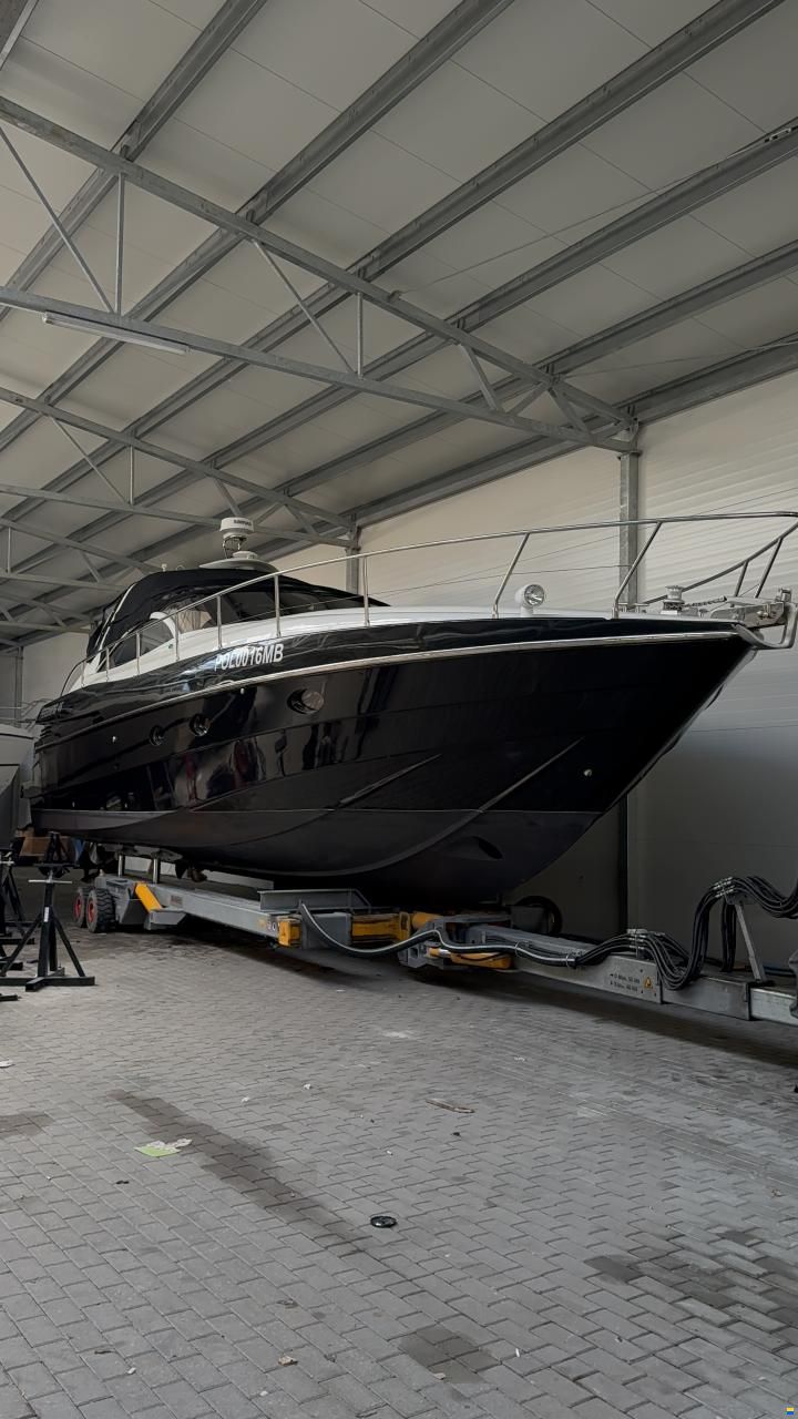 Pershing 45