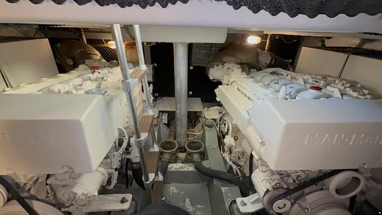 Pershing 45