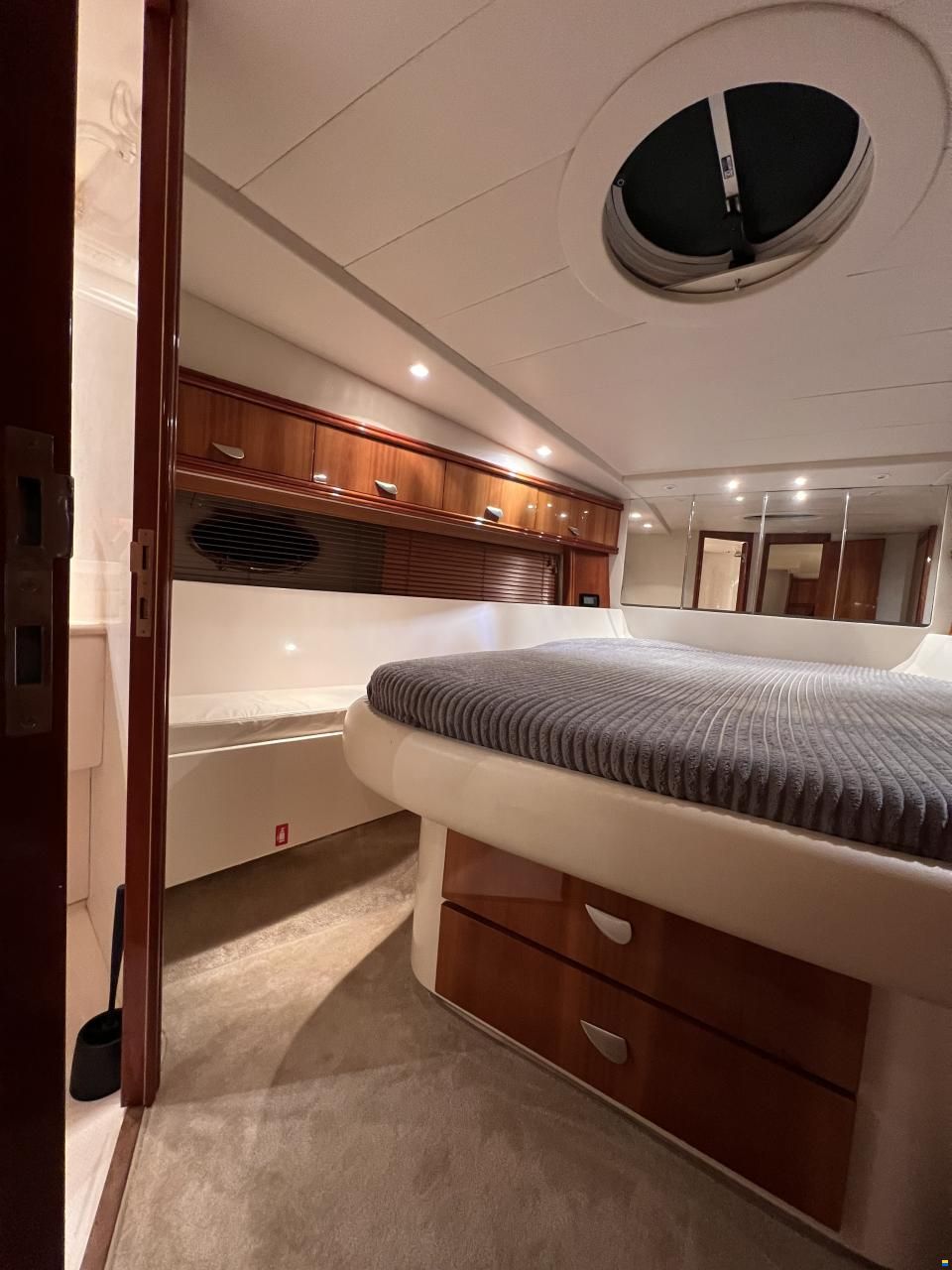 Pershing 45