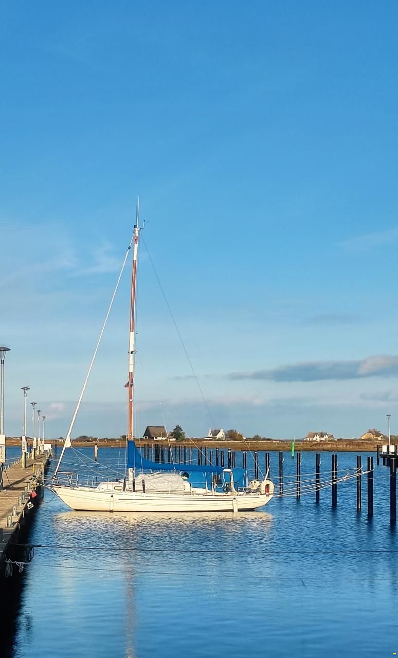 Hallberg-Rassy P28