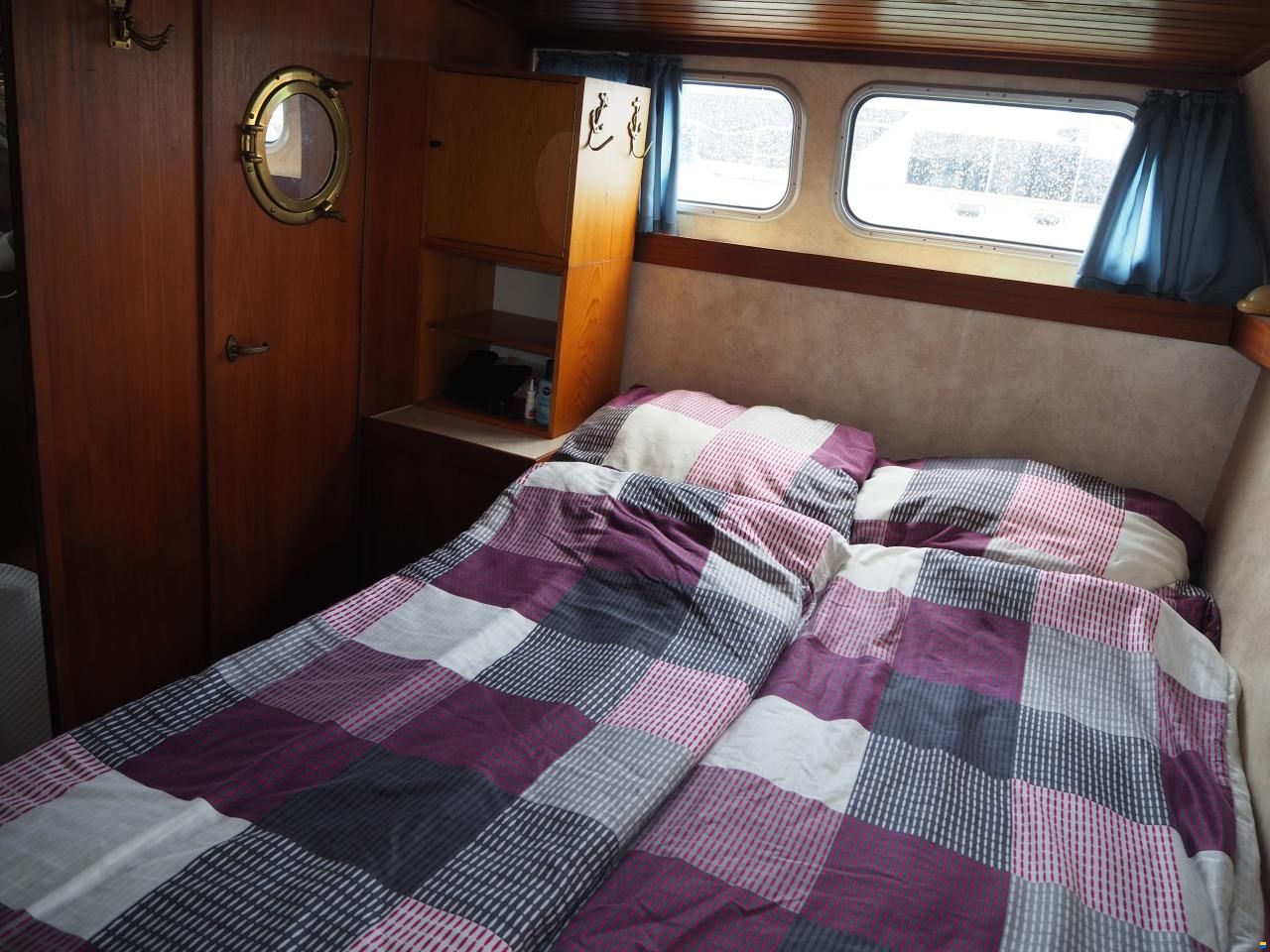 Pedro 1000 Flybridge