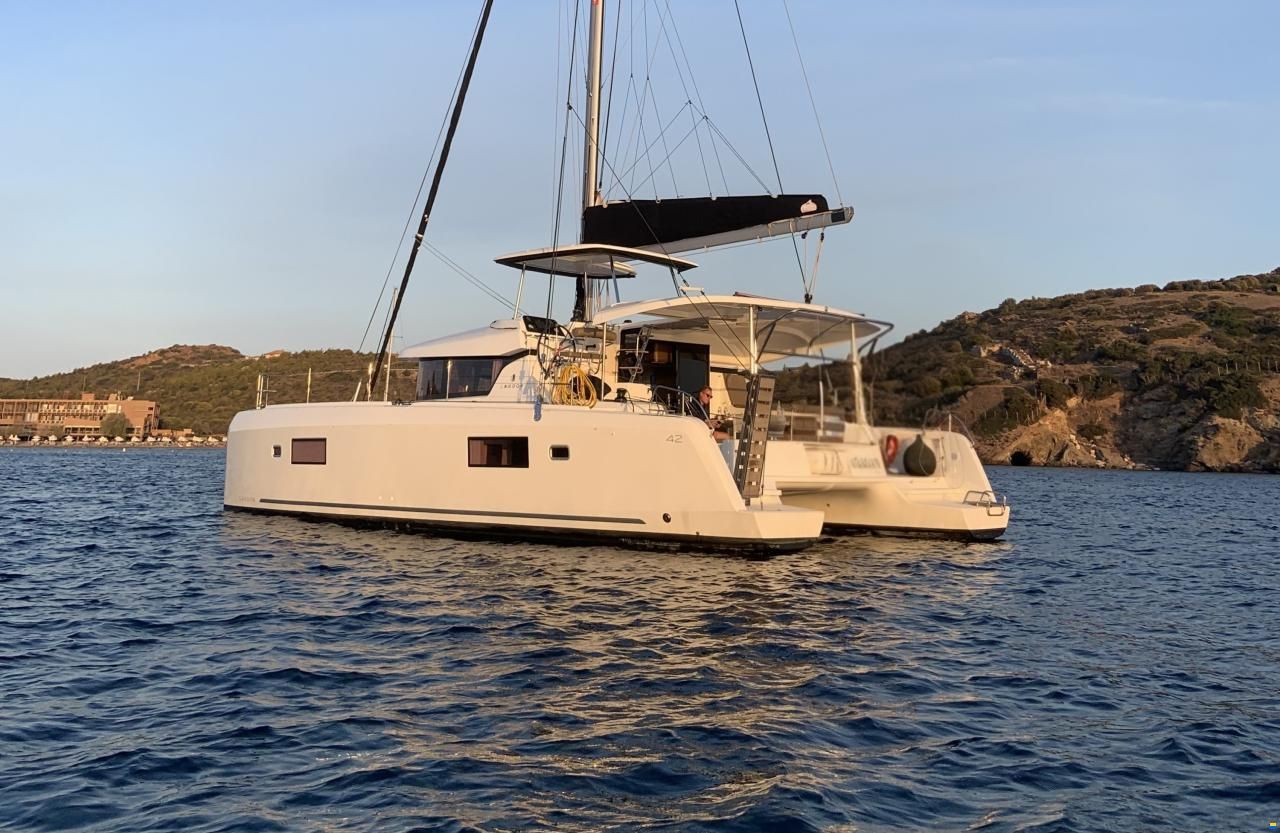 Lagoon 42