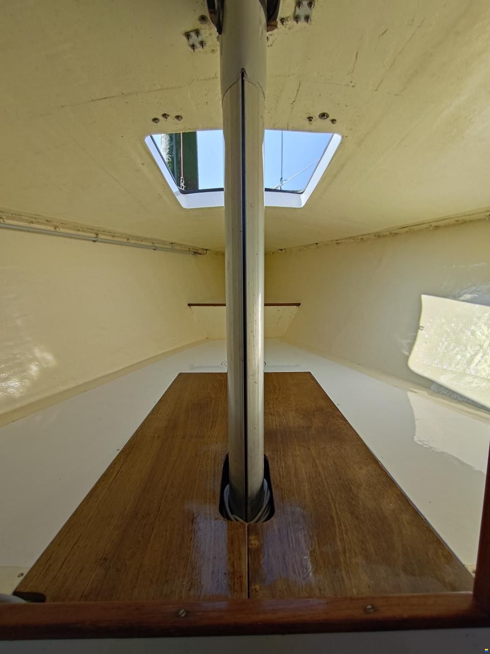Westerly J24