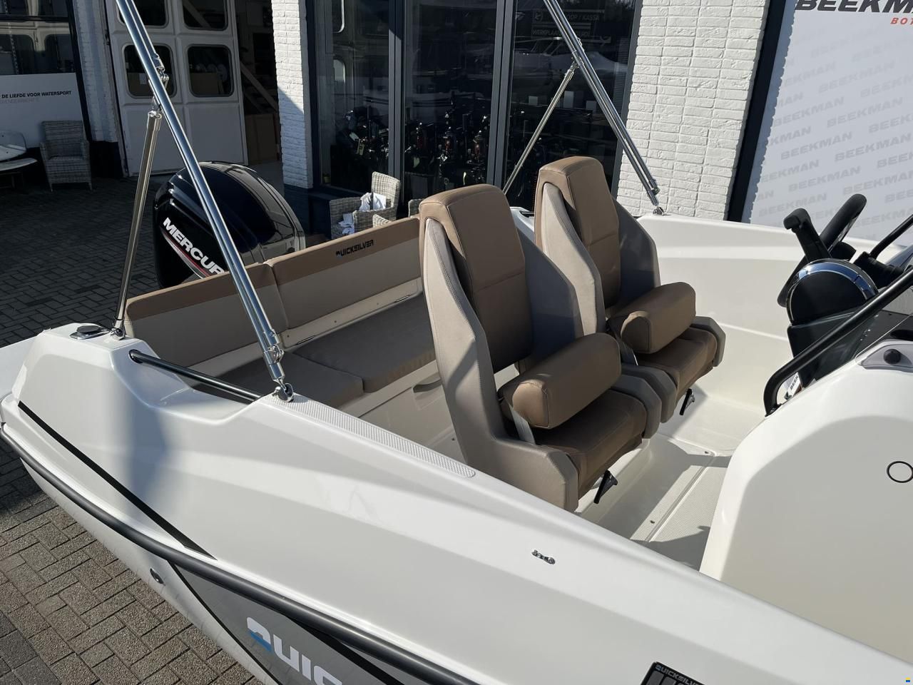 Quicksilver 555 Open