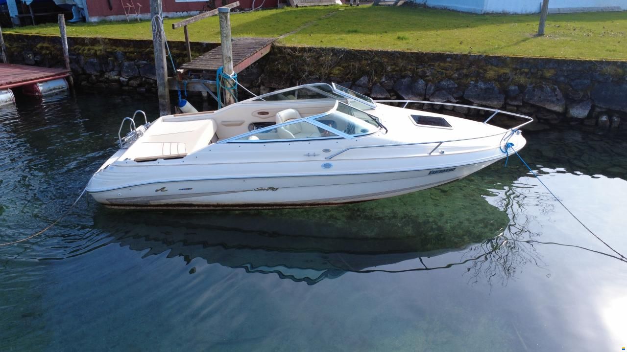 Sea Ray 200 Overnighter Select