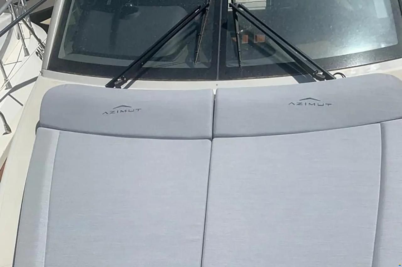 Azimut 40S