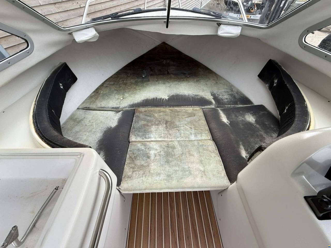 Crescent Corona 610
