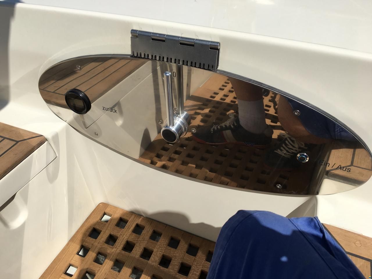 Artekno H-Boot_/)__SUI 429