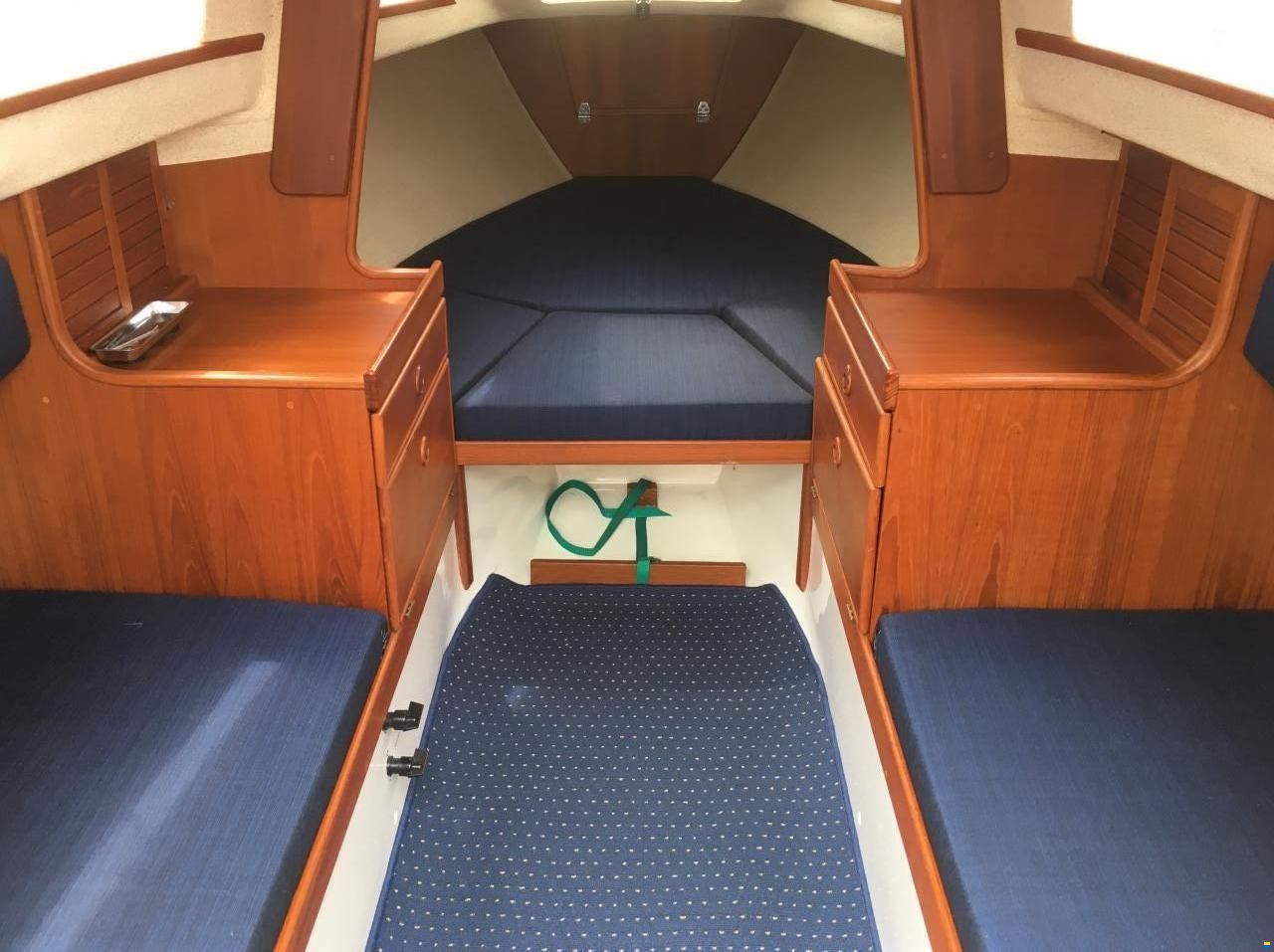 Artekno H-Boot_/)__SUI 429