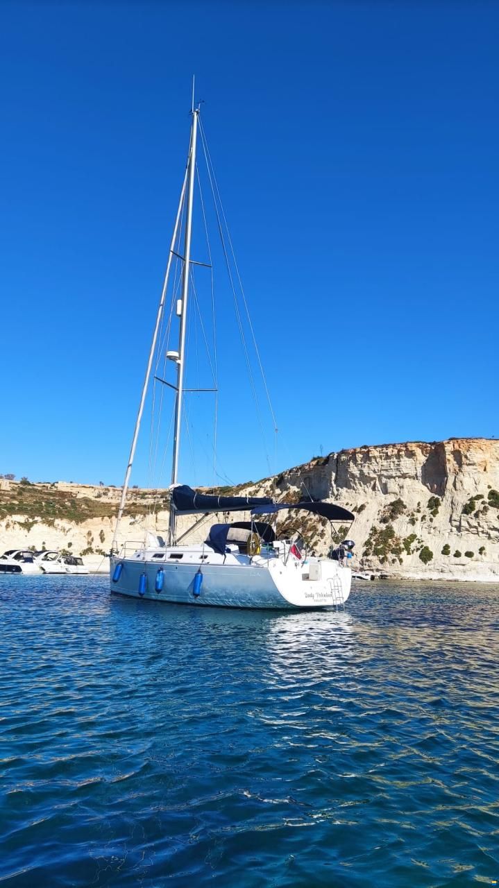 Hanse 370