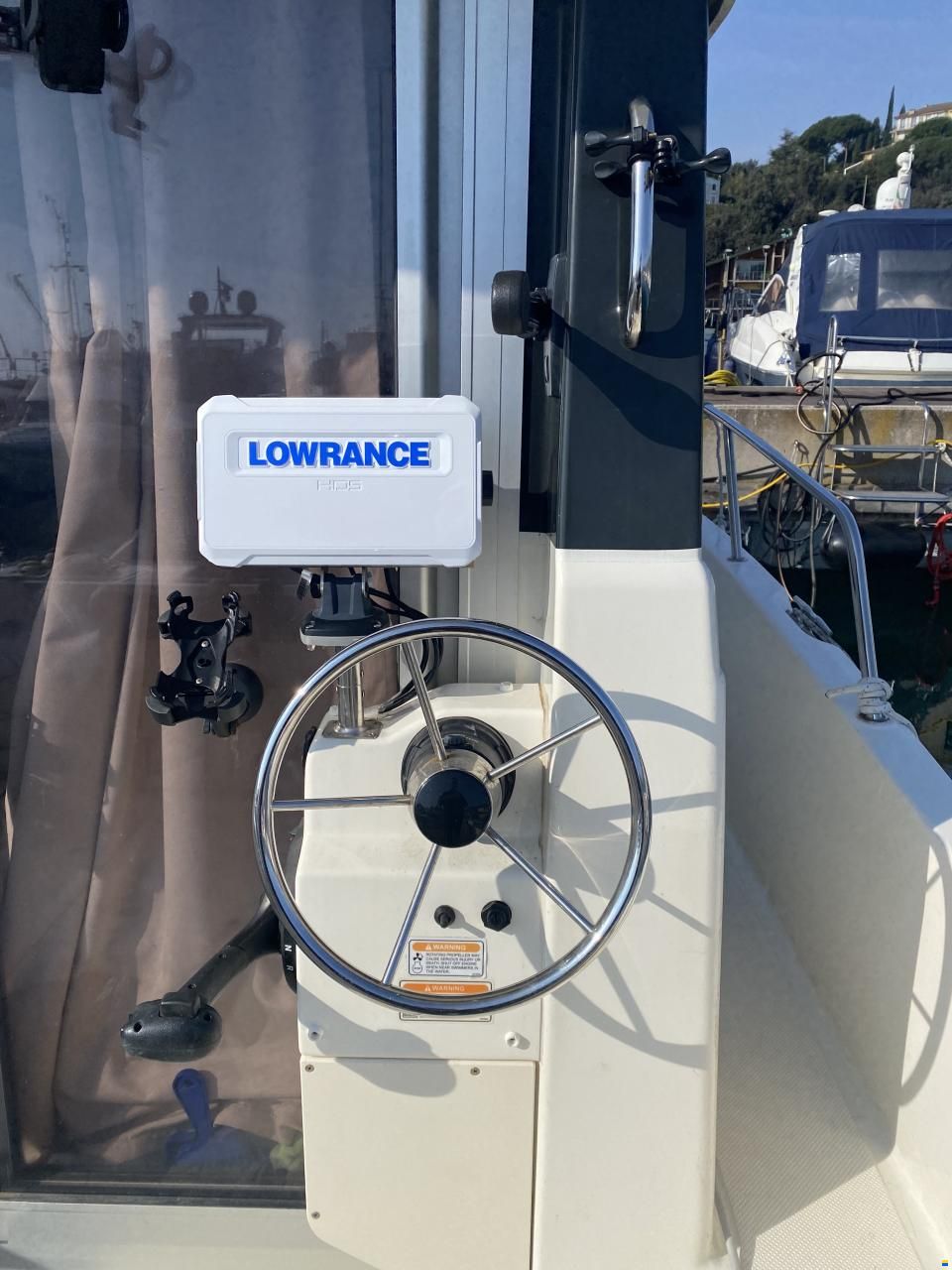 Quicksilver Capture 675 Pilothouse