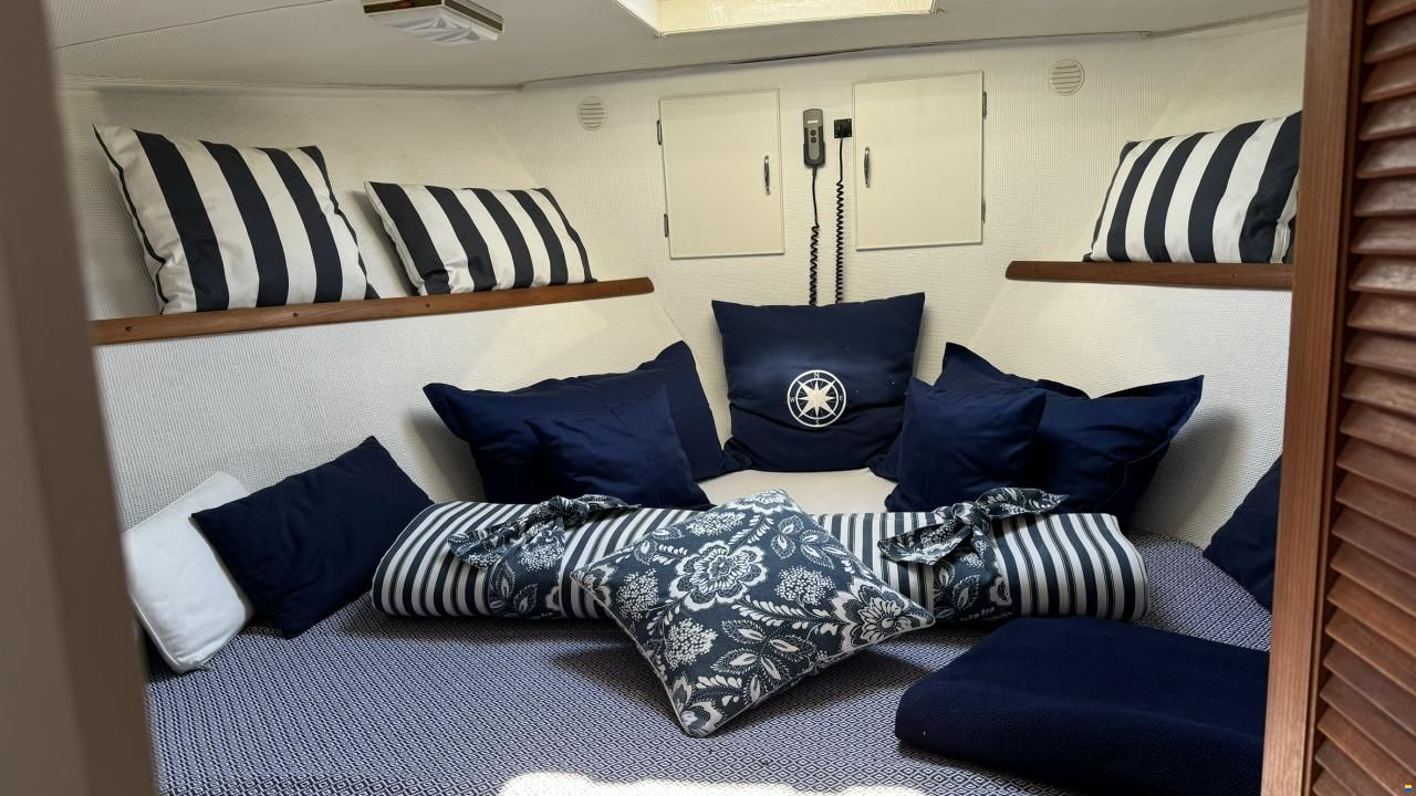 Chris Craft Commander 41 Fly