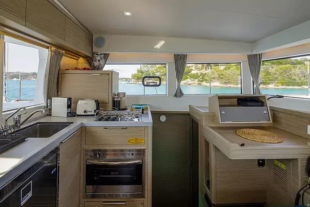Lagoon 40
