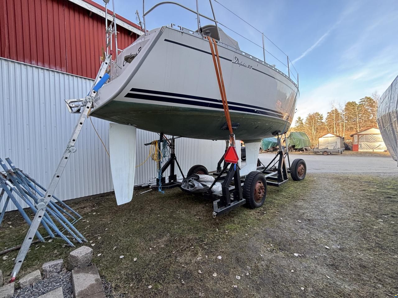 Delphia 33