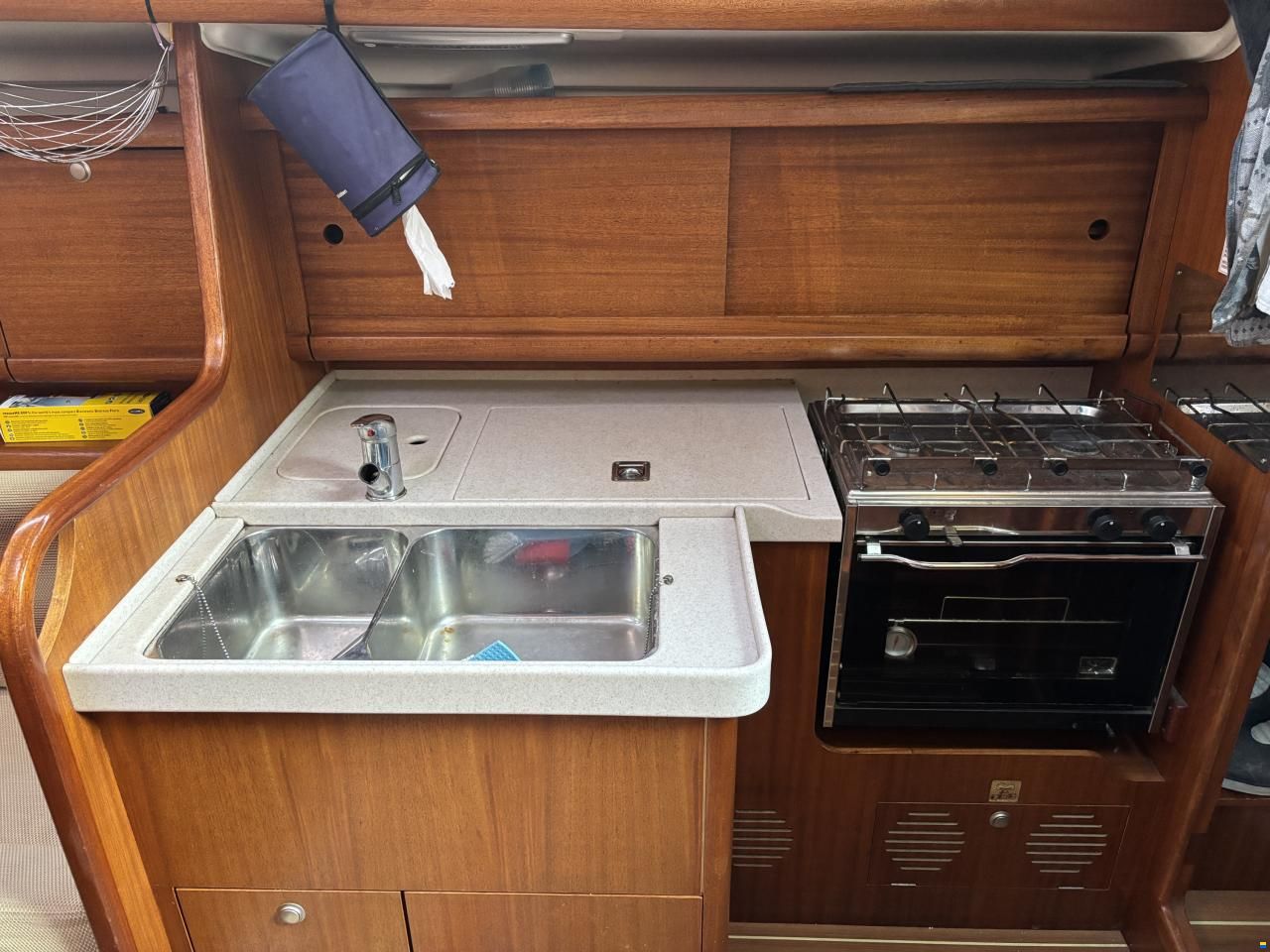 Delphia 33