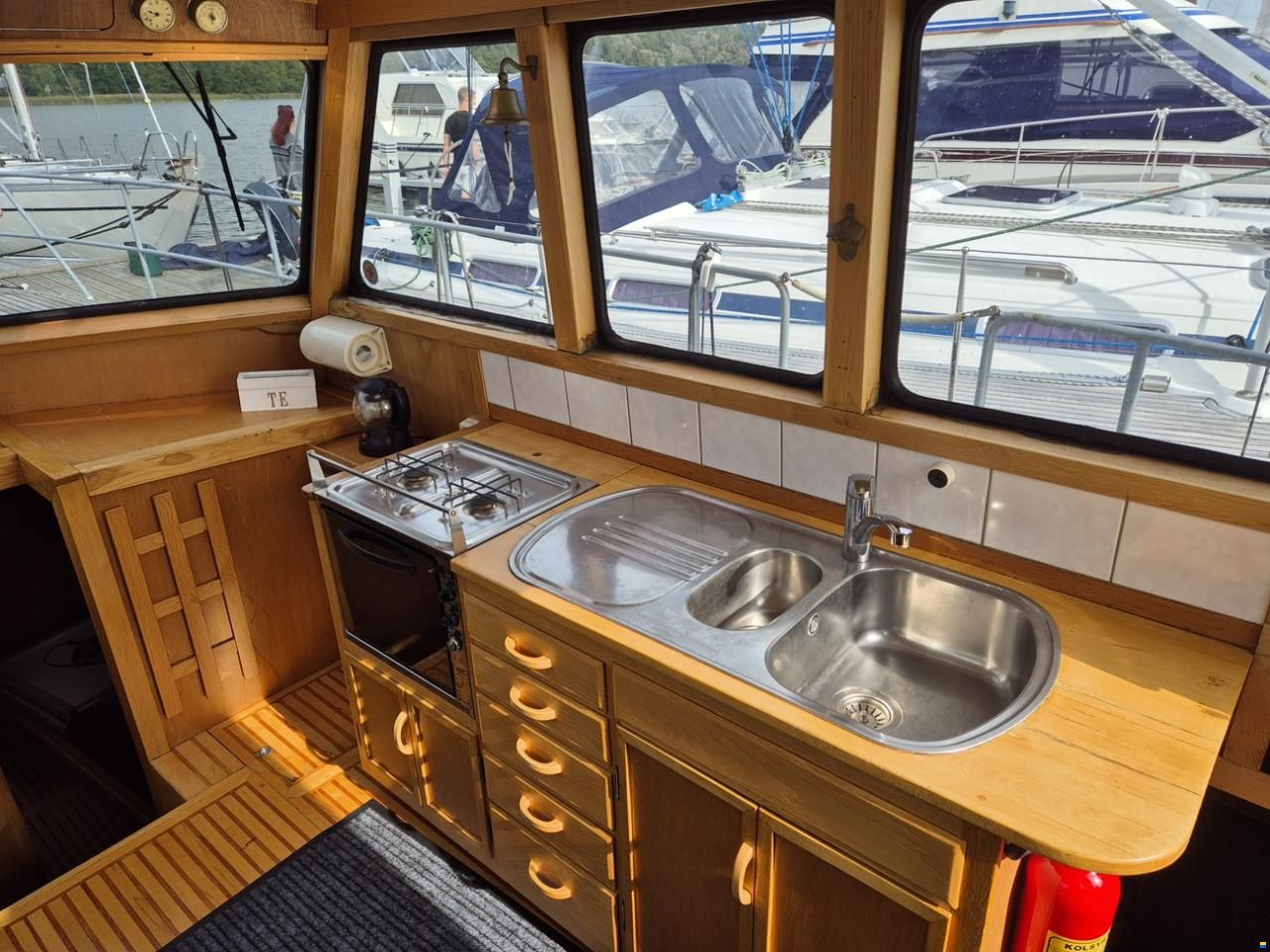 Bahama 35