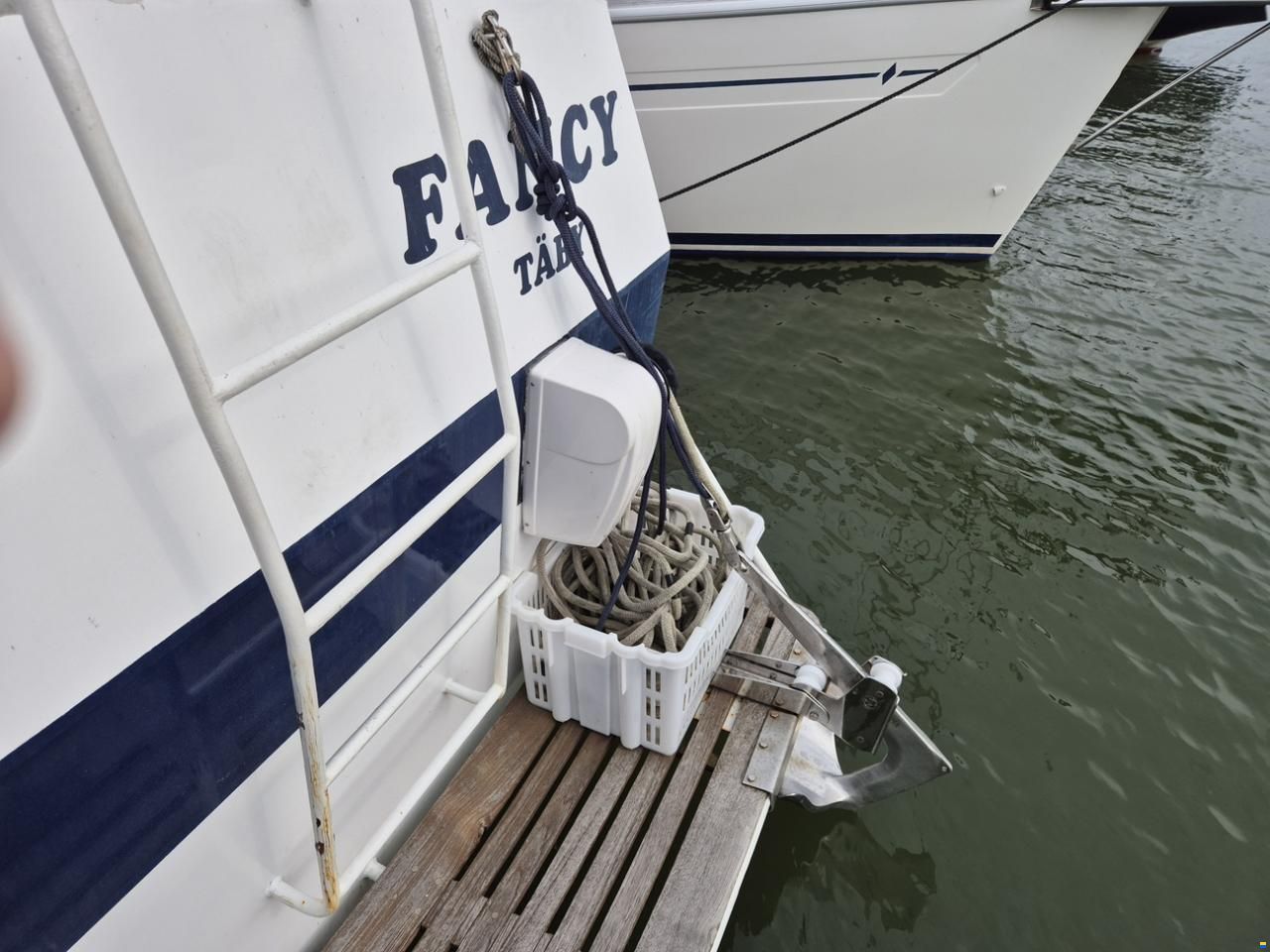Bahama 35