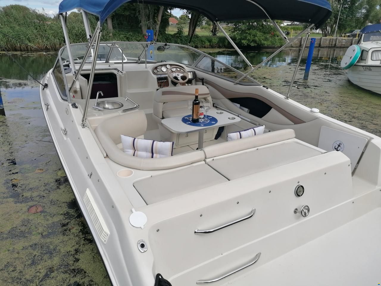 Regal Ventura 6.8