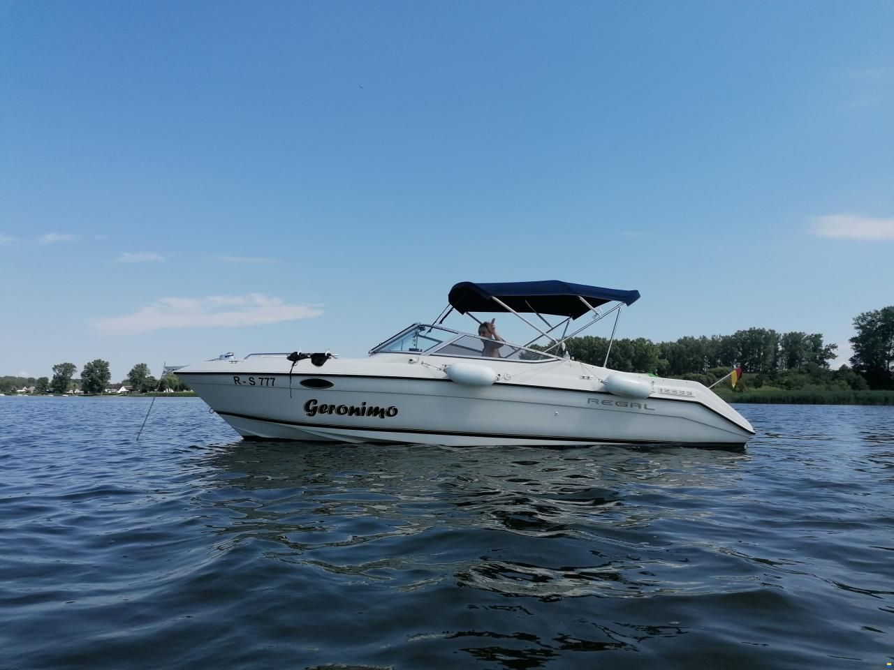 Regal Ventura 6.8