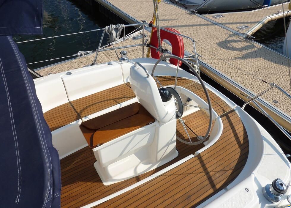 Bavaria 33 Cruiser