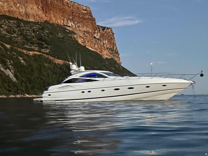 Sunseeker Predator 68