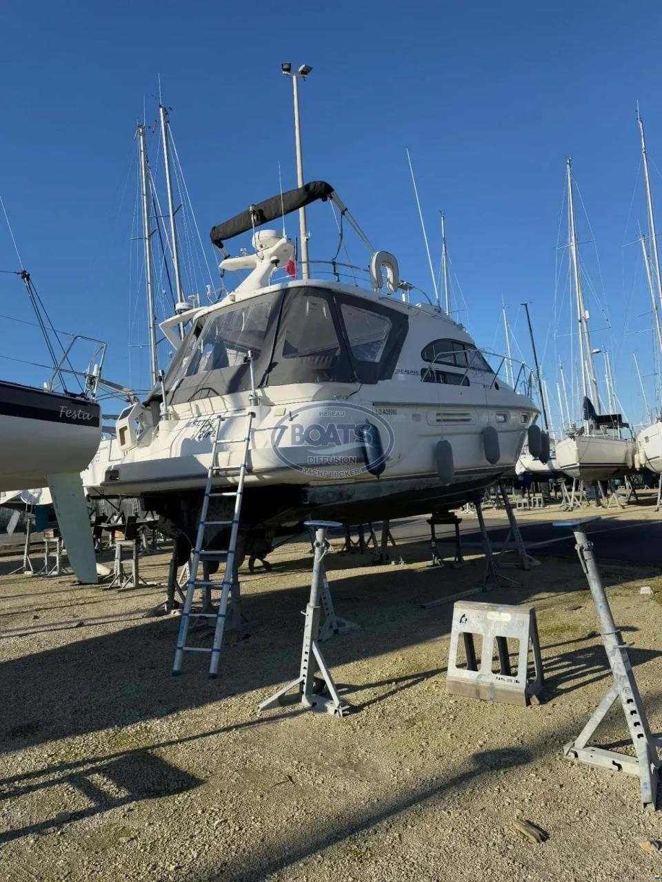 Sealine 360 STATESMAN
