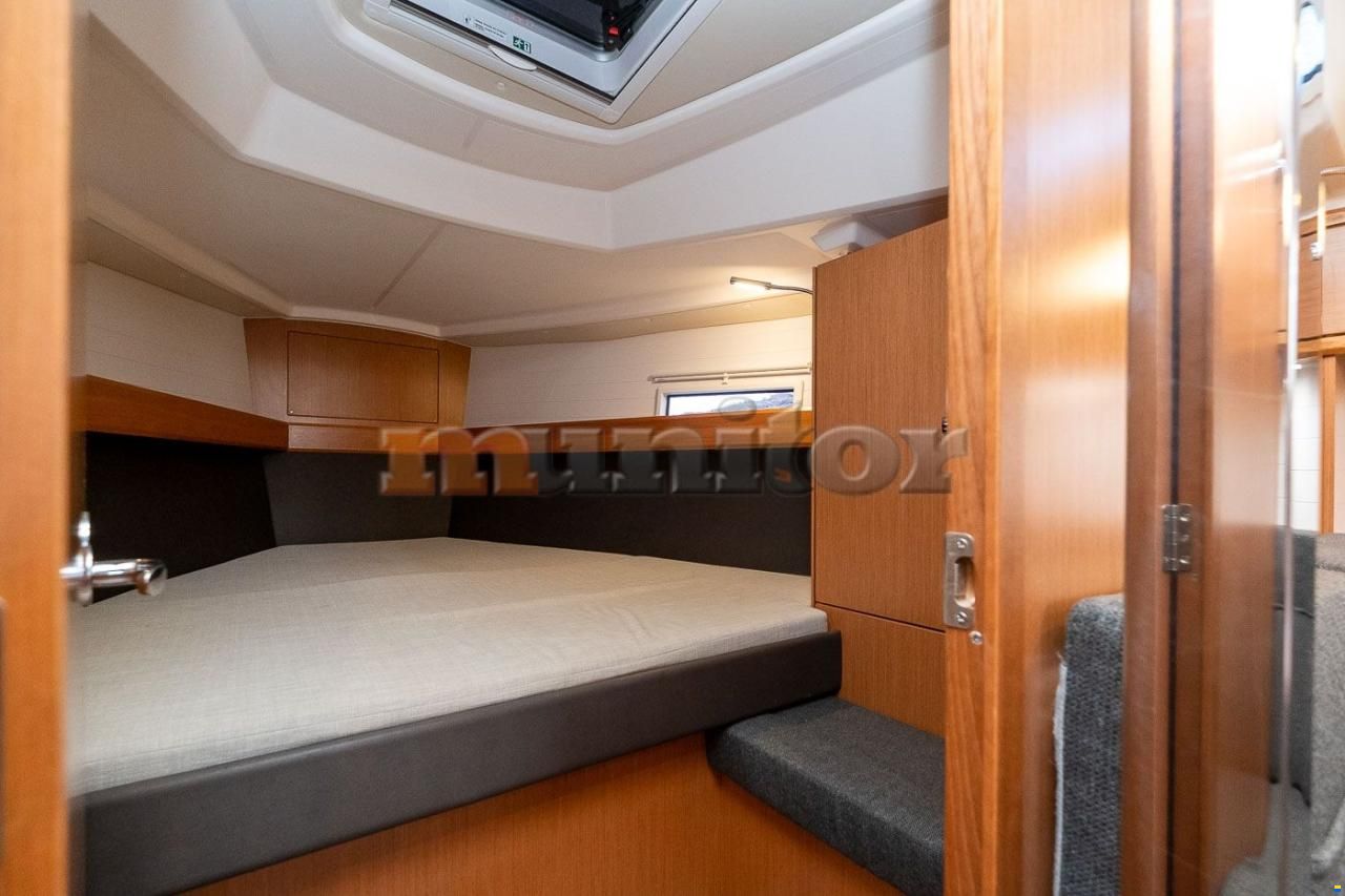 Bavaria Cruiser 37
