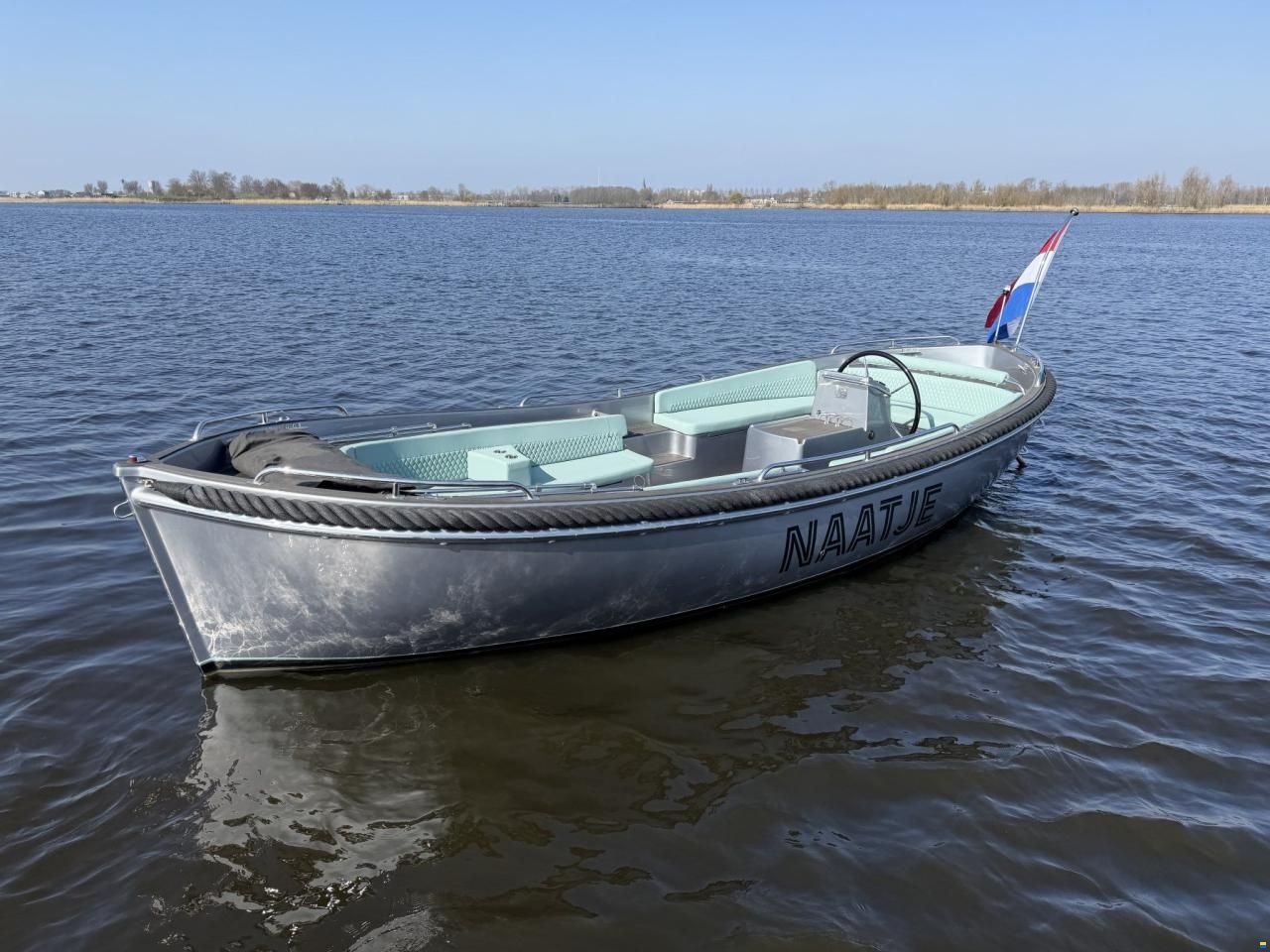 Seafury 800