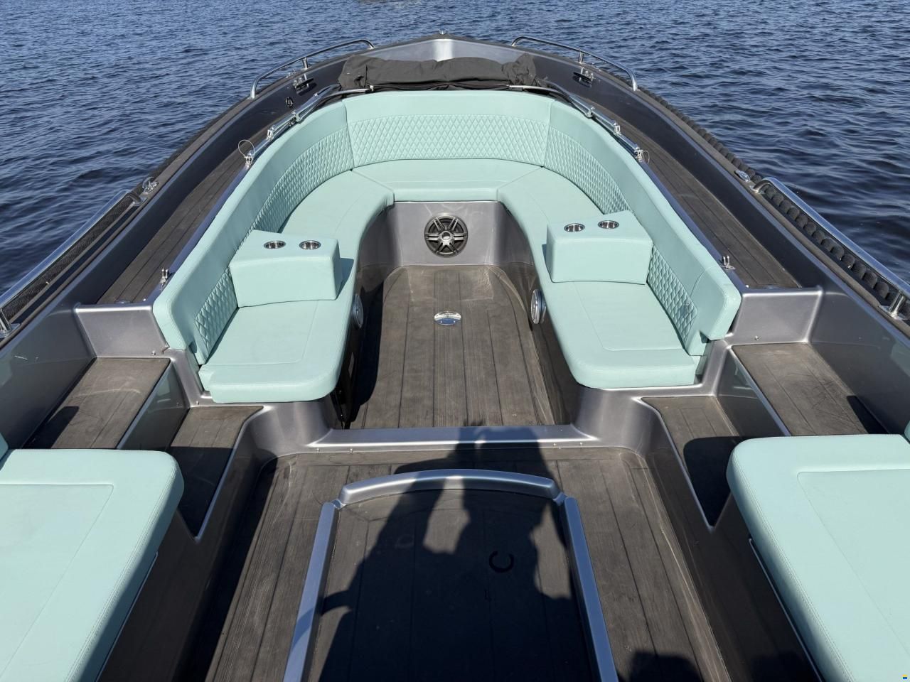 Seafury 800