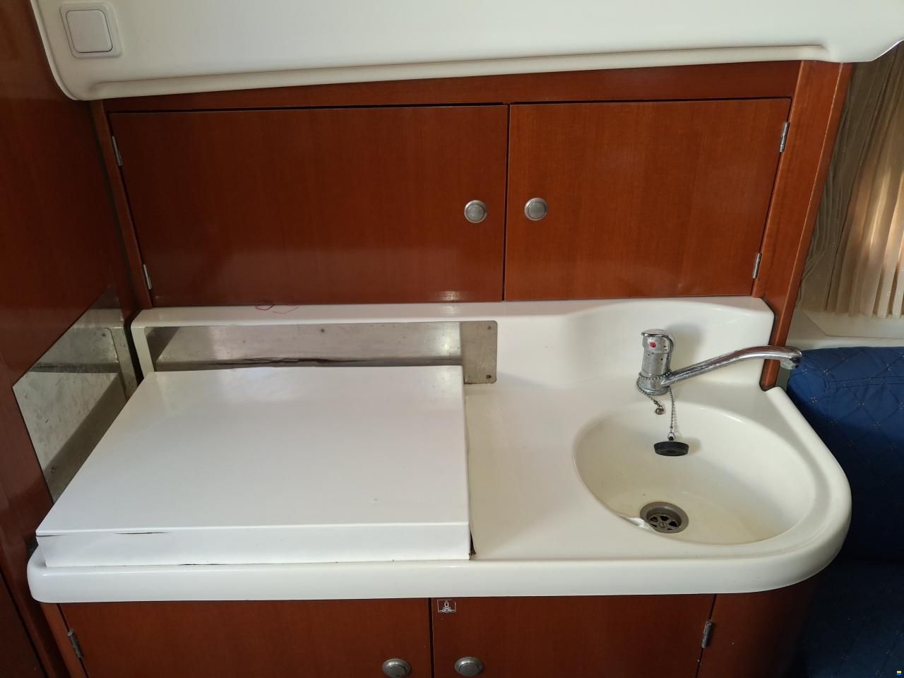 Jeanneau Leader 805