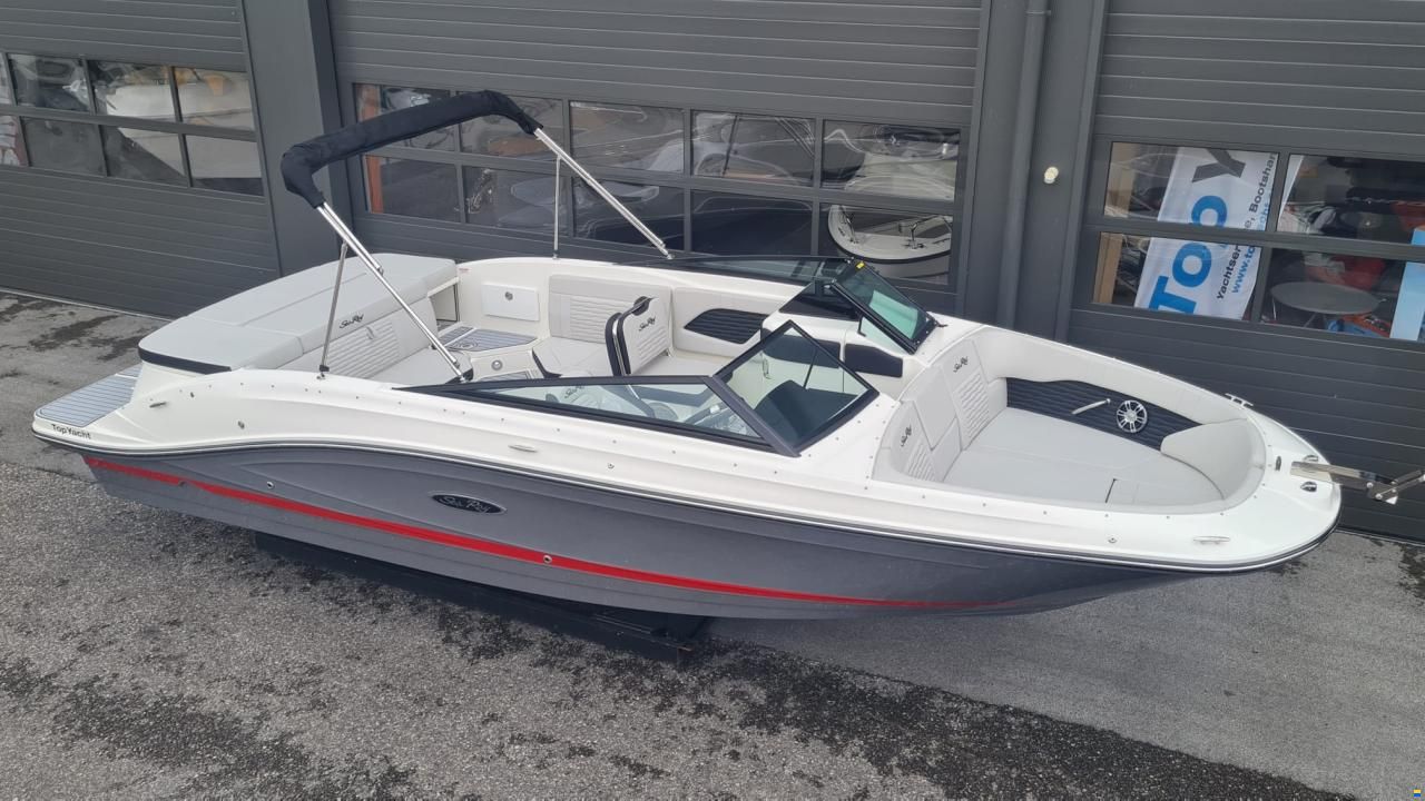 Sea Ray SPX 230 Ltd. Edition
