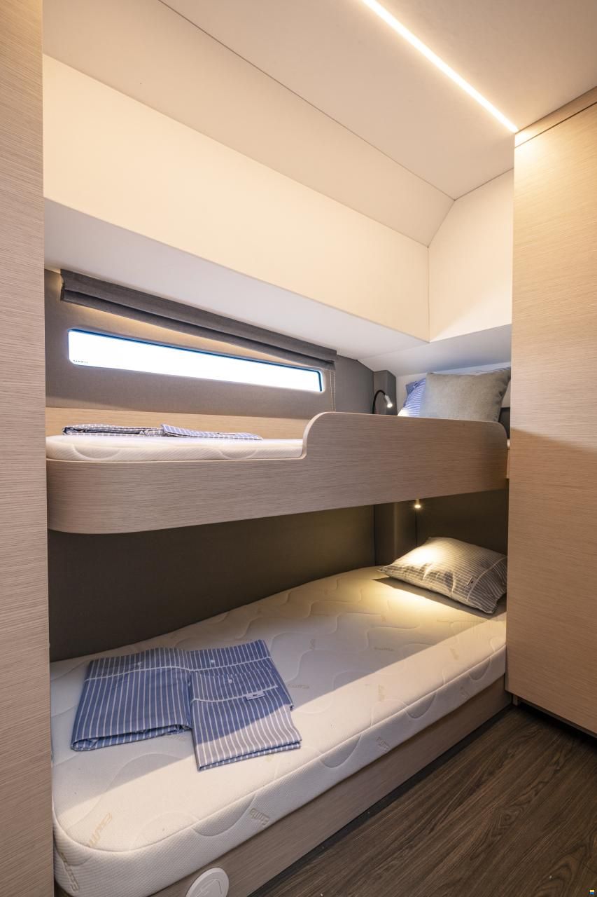 Nimbus 495 Flybridge