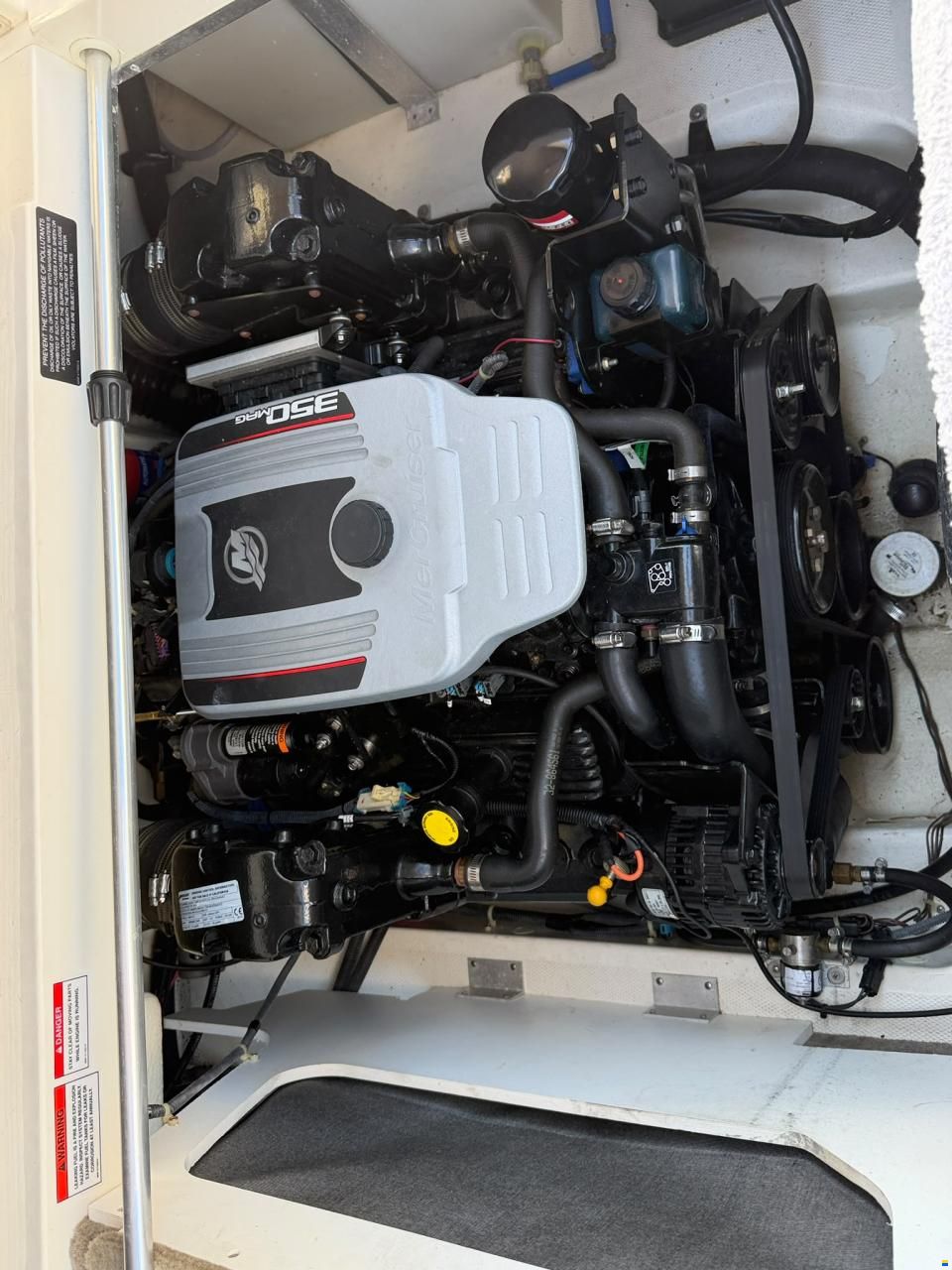 Sea Ray 240 SSE