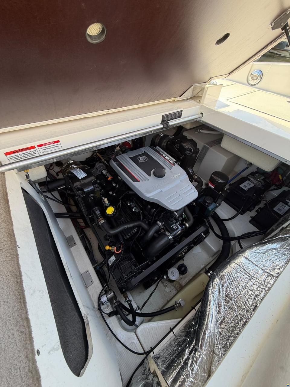 Sea Ray 240 SSE