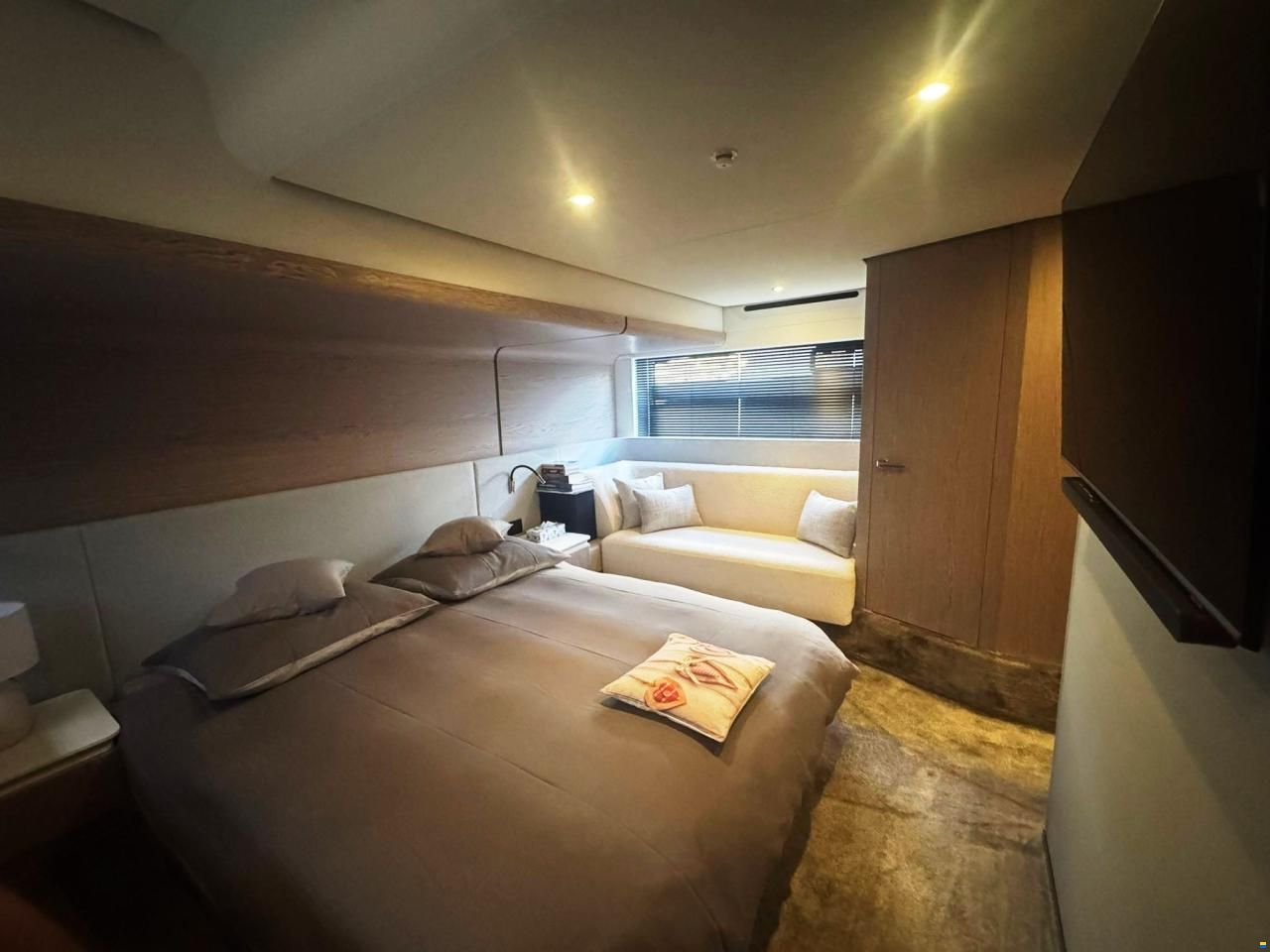 Azimut Fly 53