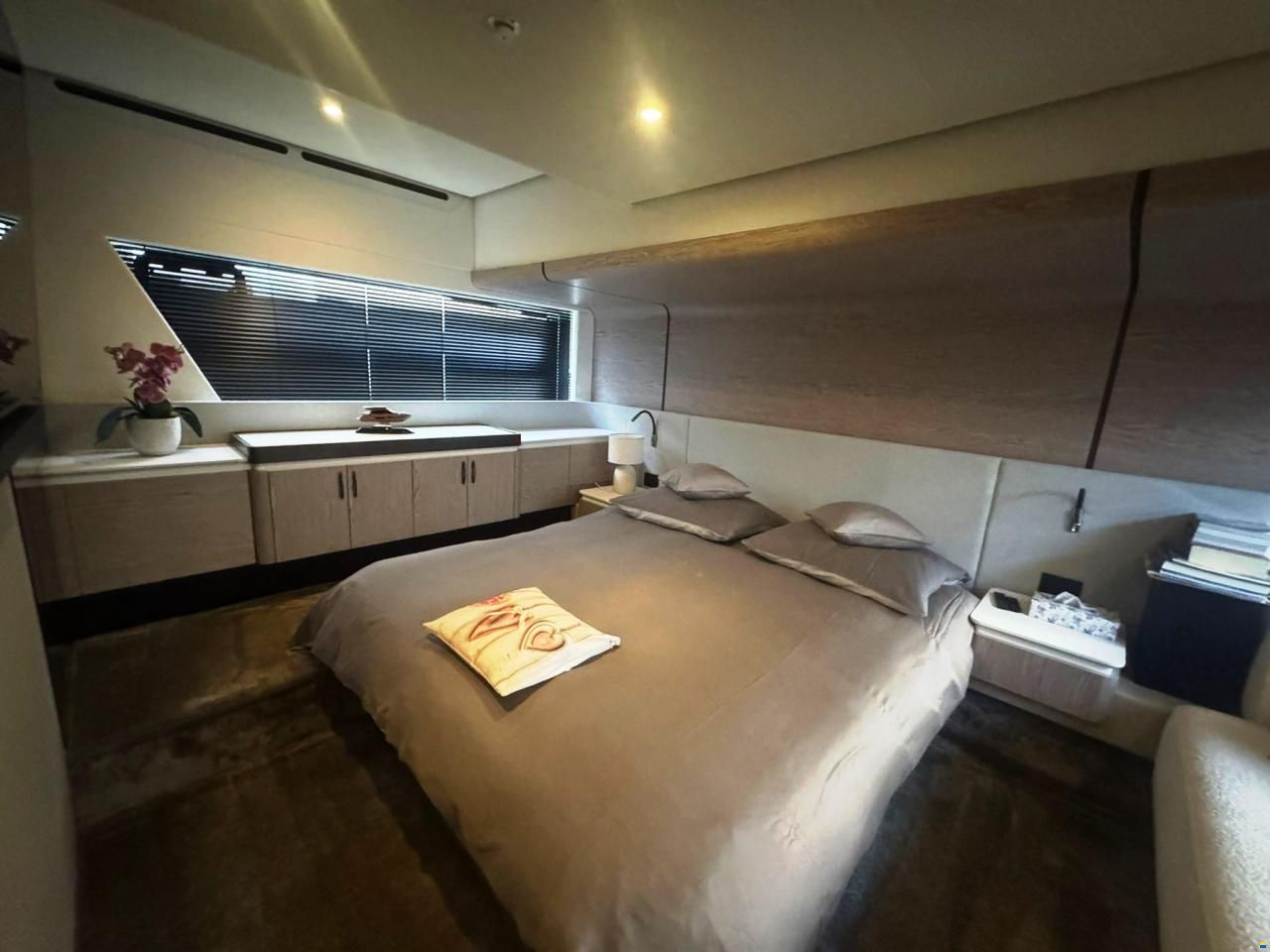 Azimut Fly 53