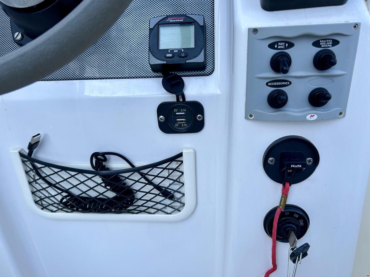 Quicksilver 550 Commander