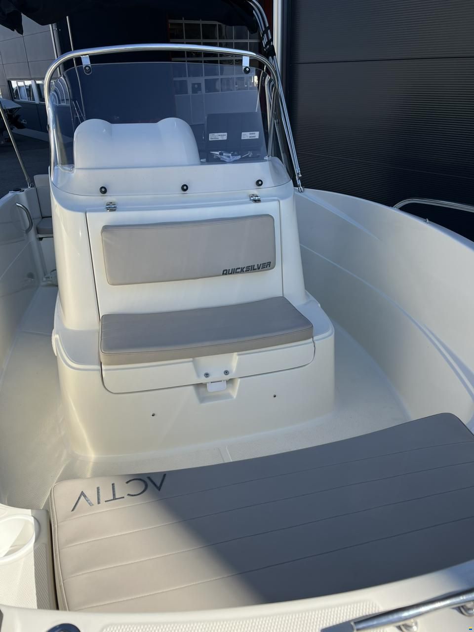 Quicksilver Activ 505