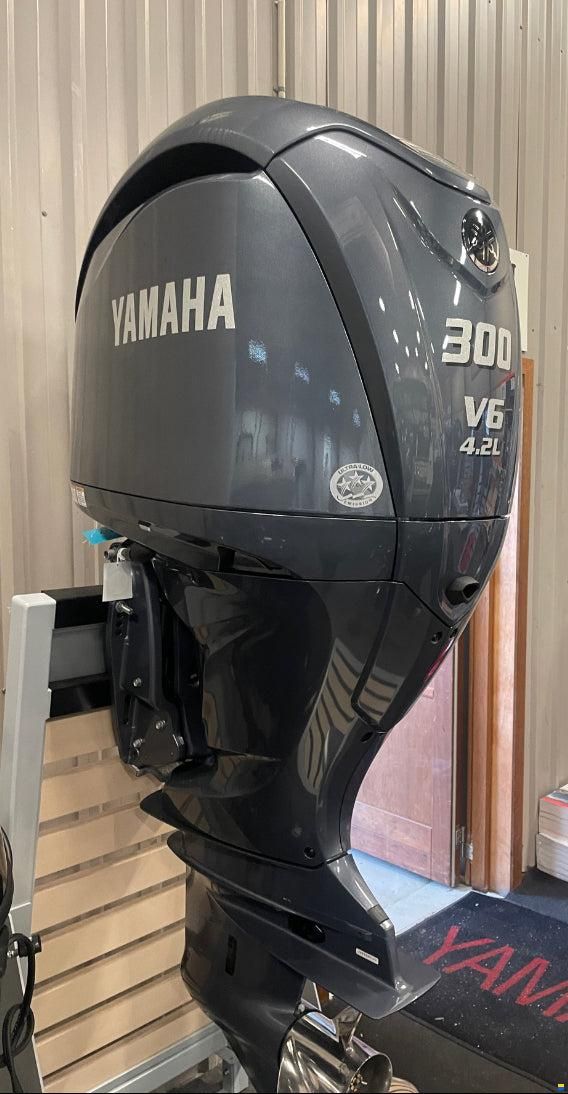 Yamaha F300NCB