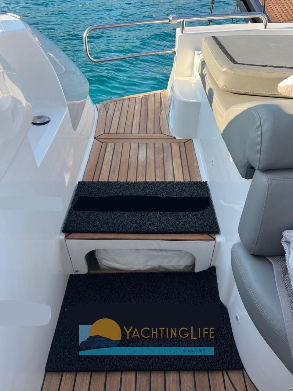 Pershing 50'