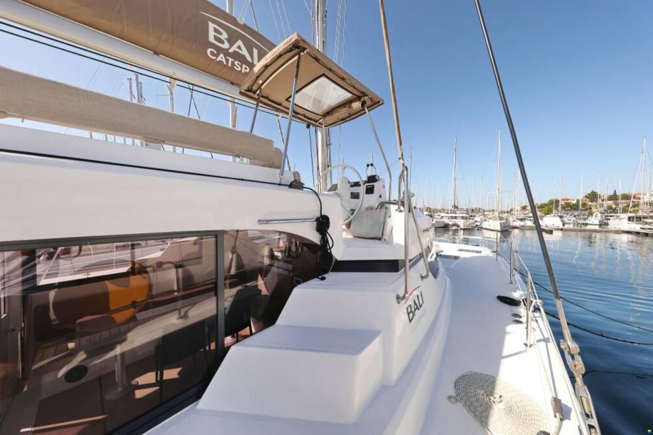 Catana Bali Catspace