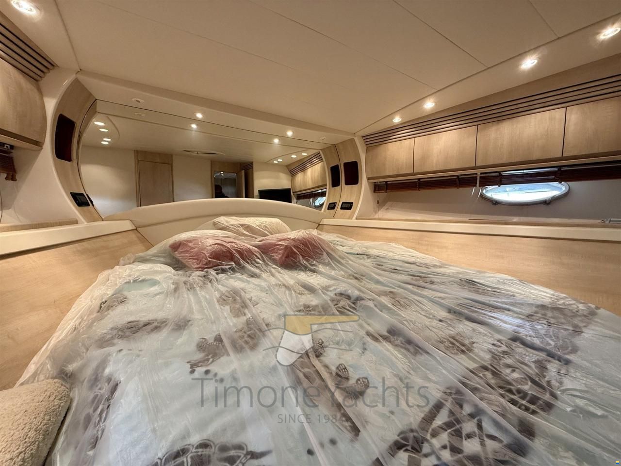 Pershing 54