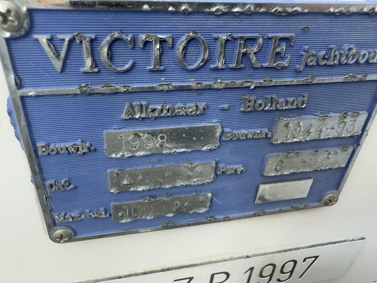 Victoire 1044