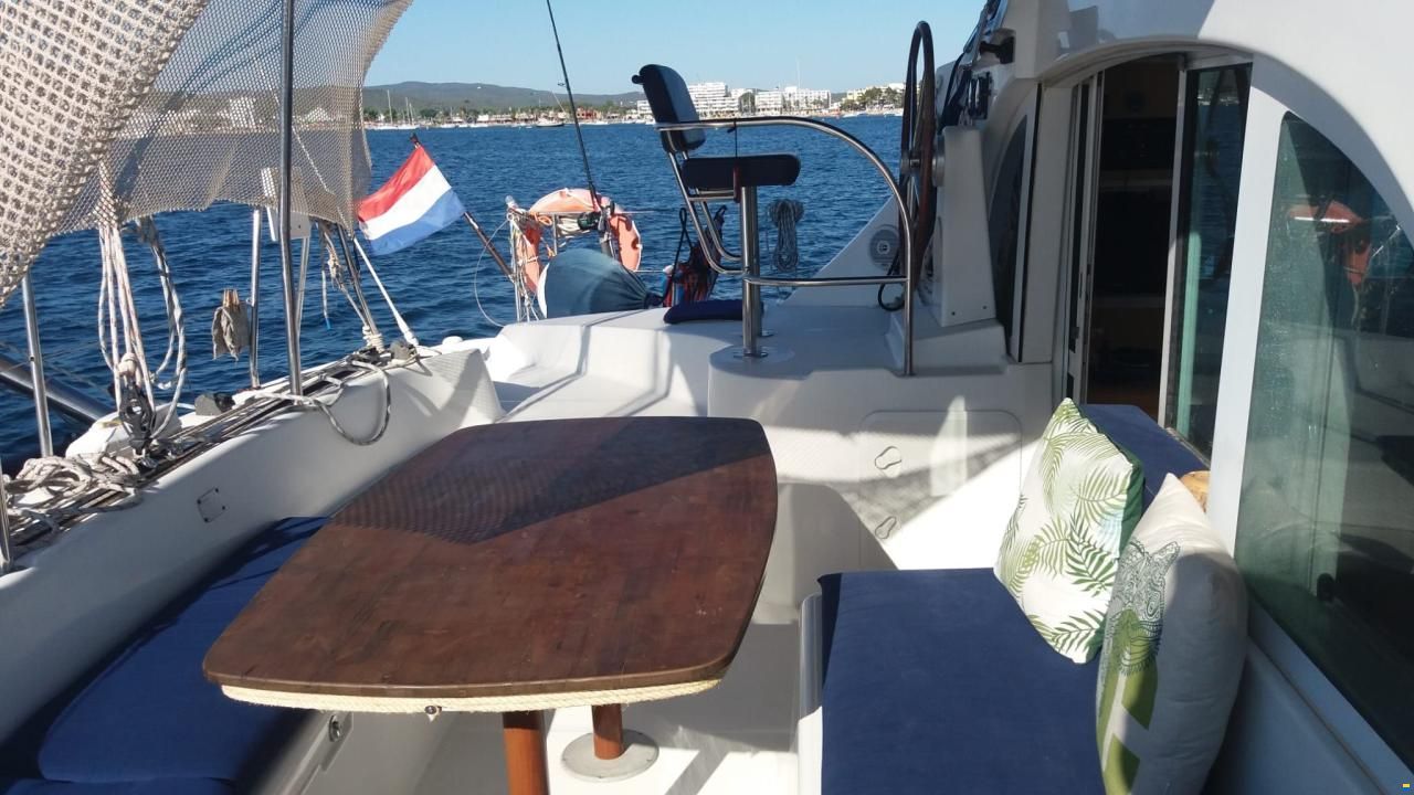 Lagoon 380 S2