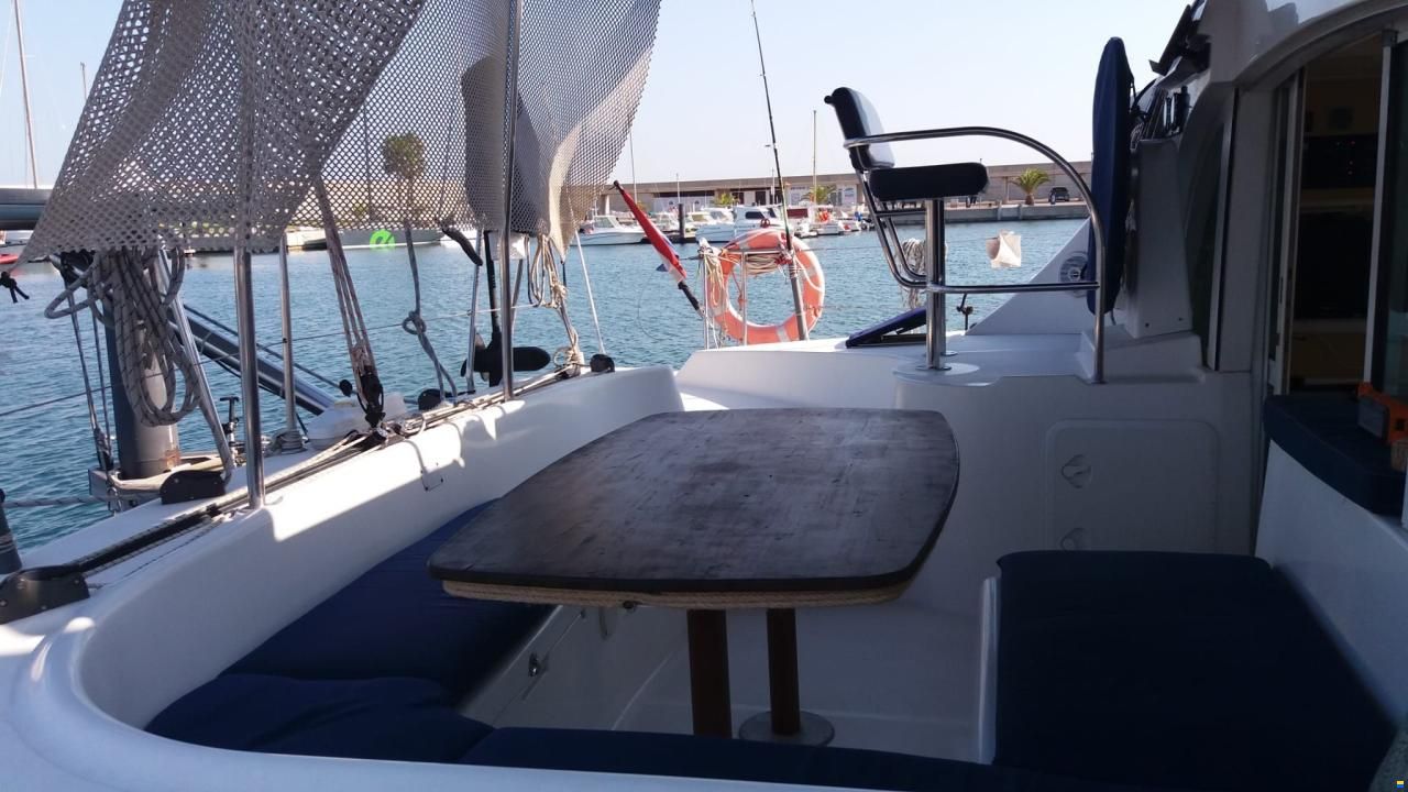 Lagoon 380 S2