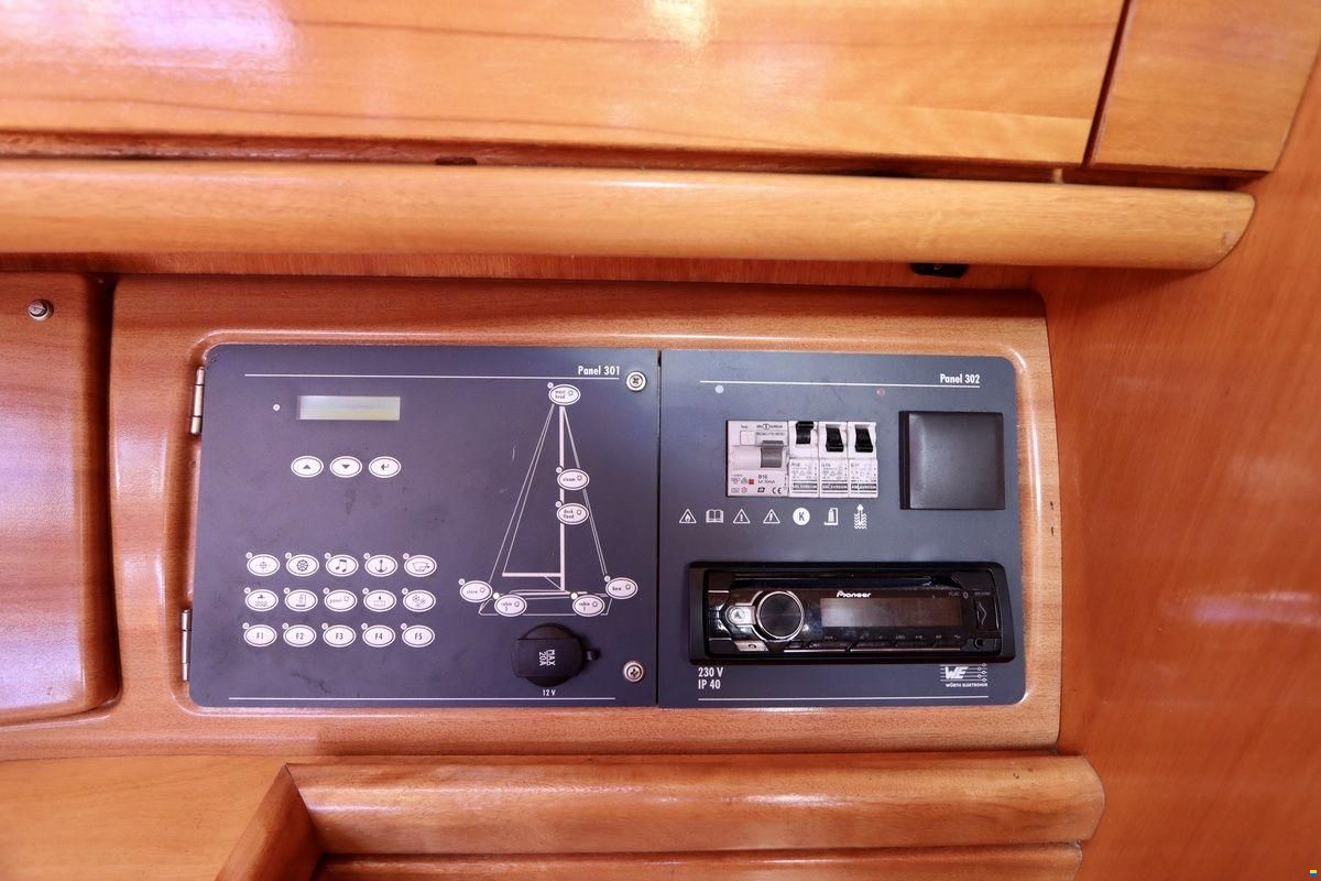 Bavaria 31
